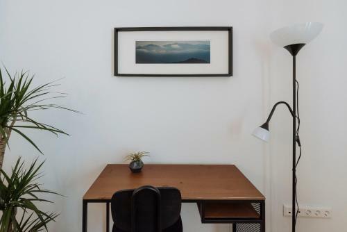 Sunny Muncii Apartment