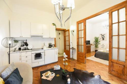 Apartamento Love.travel.explore ??apt W/ Balcony In Old Town