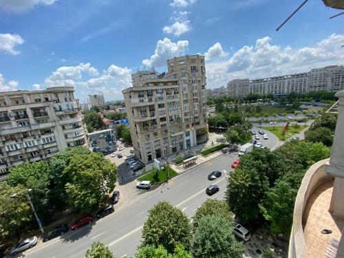 Green Apartment 63