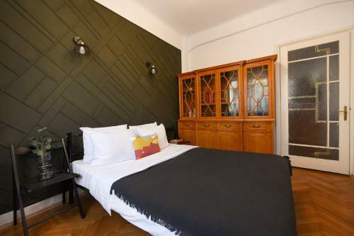 Apartamento Golden Age - When Old Meets New