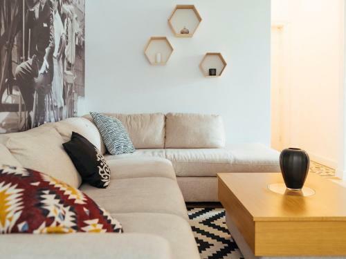 Alba Apartment On Calea Victoriei