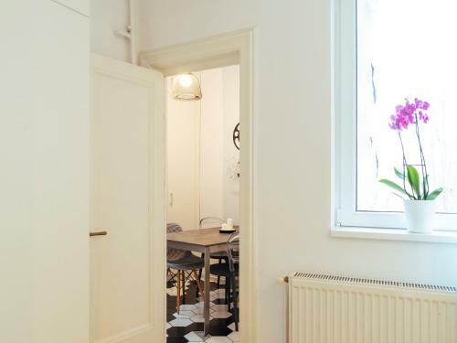 Alba Apartment On Calea Victoriei