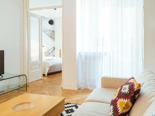 Alba Apartment On Calea Victoriei
