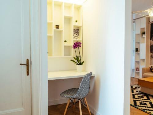 Alba Apartment On Calea Victoriei