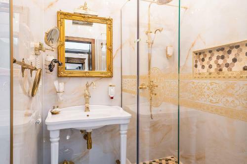Ussr Apartment