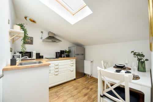 Apartamento Plants Attic Studio - Best Location - Old Town