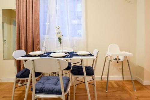 The Dream Apartment - Near Radisson Hotel