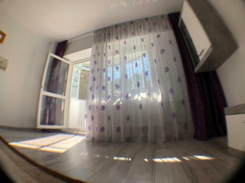 Apartamento Le Gar�on De Cristina-simple,quiet,spacious Studio