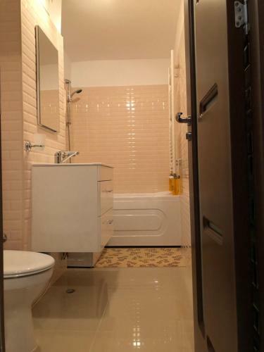 Apartamento Le Gar�on De Cristina-simple,quiet,spacious Studio
