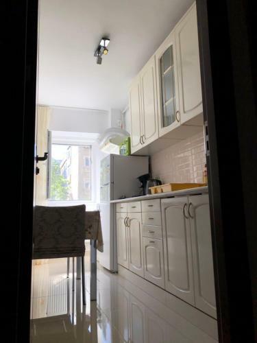 Apartamento Le Gar�on De Cristina-simple,quiet,spacious Studio
