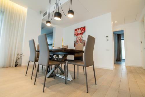Urban Dream Apartments