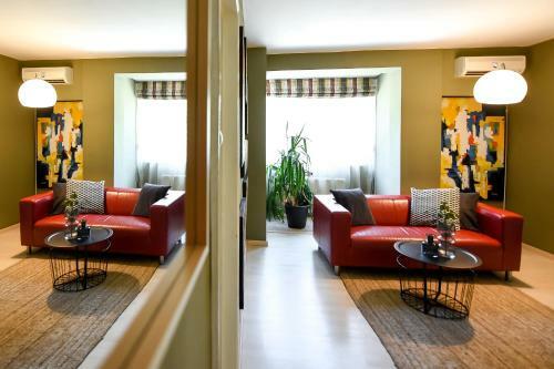 Apartamento The Red Couch At Universitate - Homey Residence