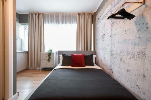 Apartamento The Mini Industrial. Small Magheru Studio