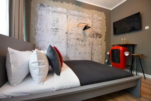 Apartamento The Mini Industrial. Small Magheru Studio