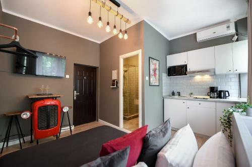 Apartamento The Mini Industrial. Small Magheru Studio