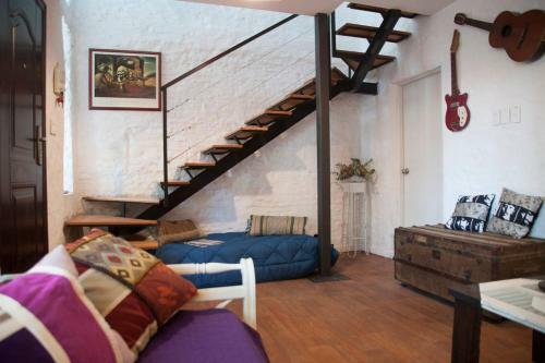 Excelente Ubicaci�n. Casa De Dise�o Vintage
