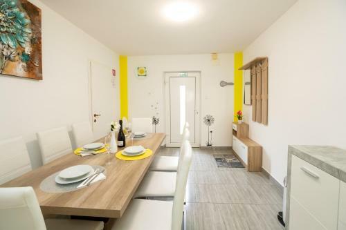 Apartmaji Pri Jo?u
