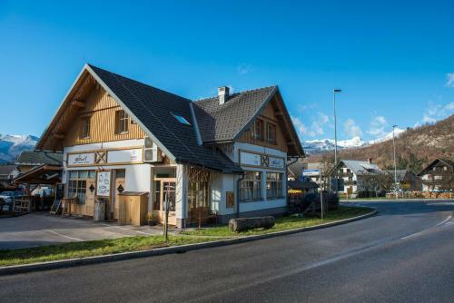 Apartmaji ?trud�l Bohinj
