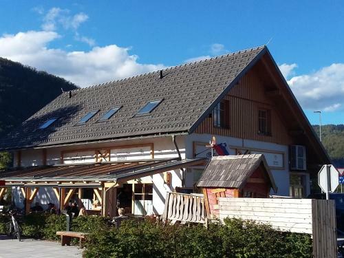 Apartmaji ?trud�l Bohinj