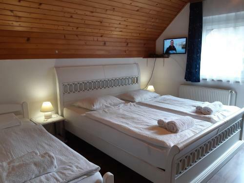Apartamentos Home Away From Home