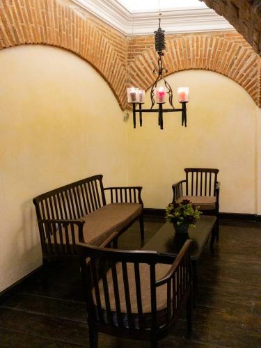 Casa Noble Hotel