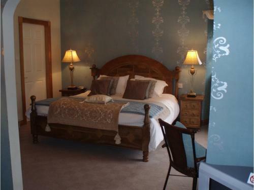 Bed & Breakfast Adniston Manor