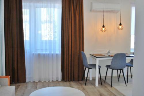 Apartment At Kirova( A.polia) 115
