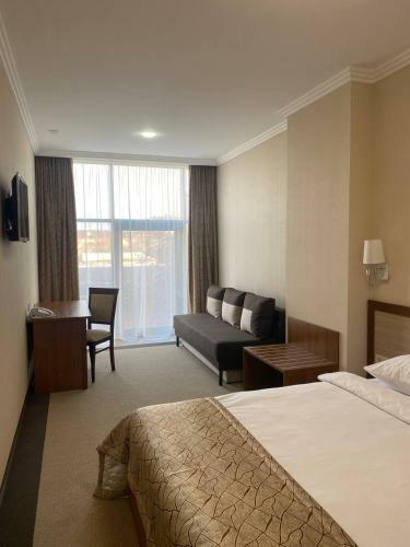 Hotel Civilization