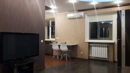 Apartment On Titova