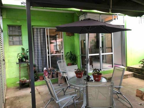 Apartamento Peque�o Charr�a. Casa Adosada C�moda Y Luminosa