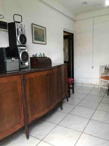 Apartamento Peque�o Charr�a. Casa Adosada C�moda Y Luminosa