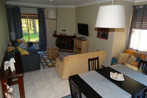 Azurara Beach Large And Sunny Apartment