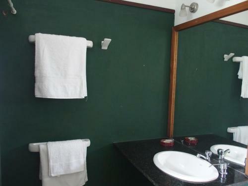 Hotel Buena Vista Se Reserva Solo Con Se�a