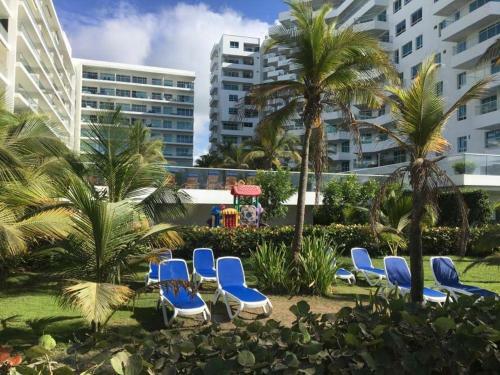 Apartamento, En Primera Linea De Playa