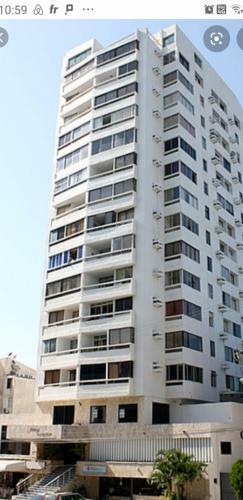 Hermoso Apartamento En El Laguito