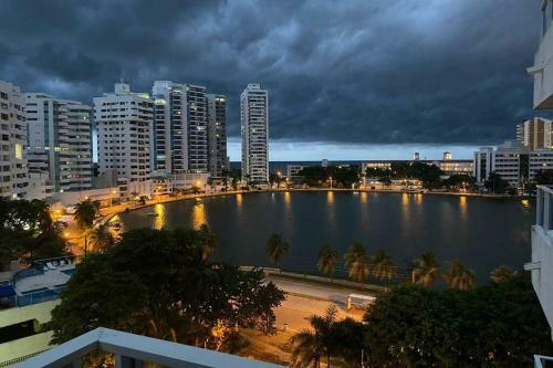 Apartamento Tranquilo Con Hermosas Vistas