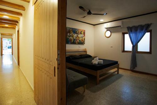 Albergue Hostal El Bando