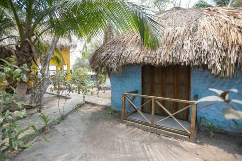 Isla Remanso: Paradise On Earth.