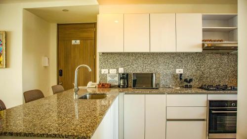 Apartamento Con Vista Al Mar En Bocagrande Edificio Morros City Piso 33