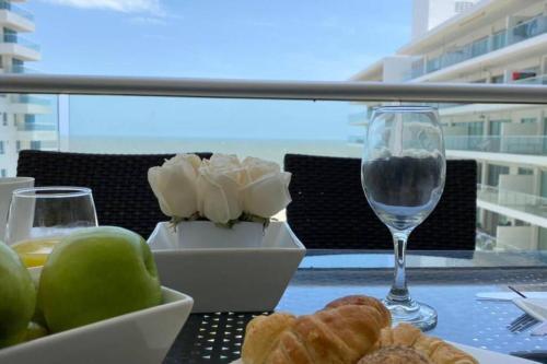 Enchanting + Unique Beachfront Apartment Rnt 96485