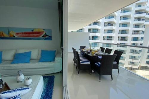 Enchanting + Unique Beachfront Apartment Rnt 96485