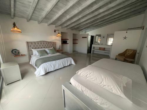 Hotel Wala Beach Club