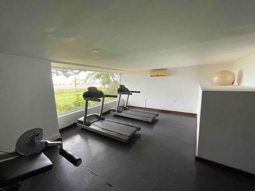 Nice Apartment With Direct Access To The Beach!
