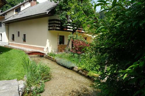 Villa Happy River House