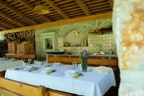 Villa Happy River House