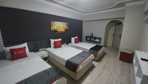 Adal? Hotel & Suites