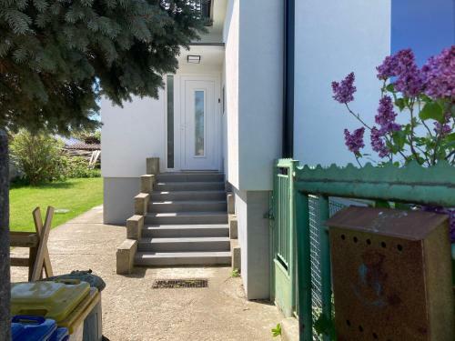Apartamento Jelenec House