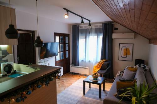 Hostal Sunrise Apartments