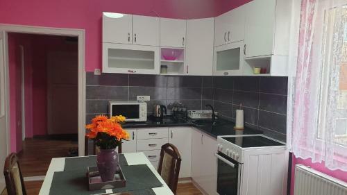 Hostal Apartment Marina Lux
