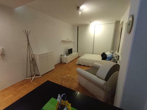 Bd Apartment